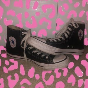 Black high top converse